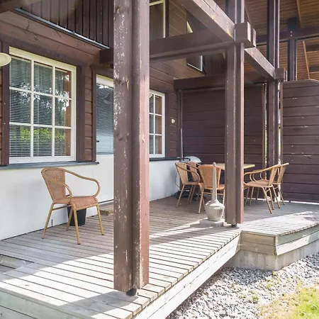 Fore Camp By Interhome * تاكوفوري